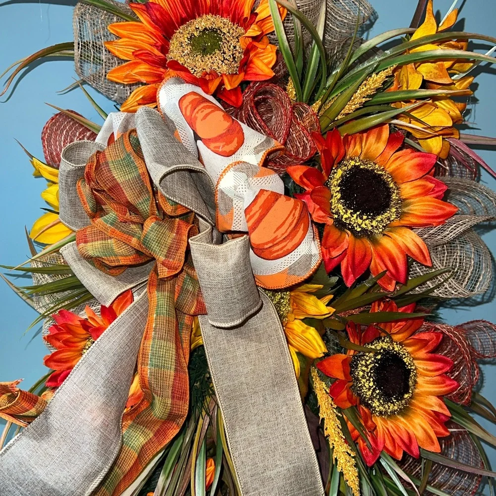 🍁New 30”-32” Fall Sunflowers 🌻 Swag